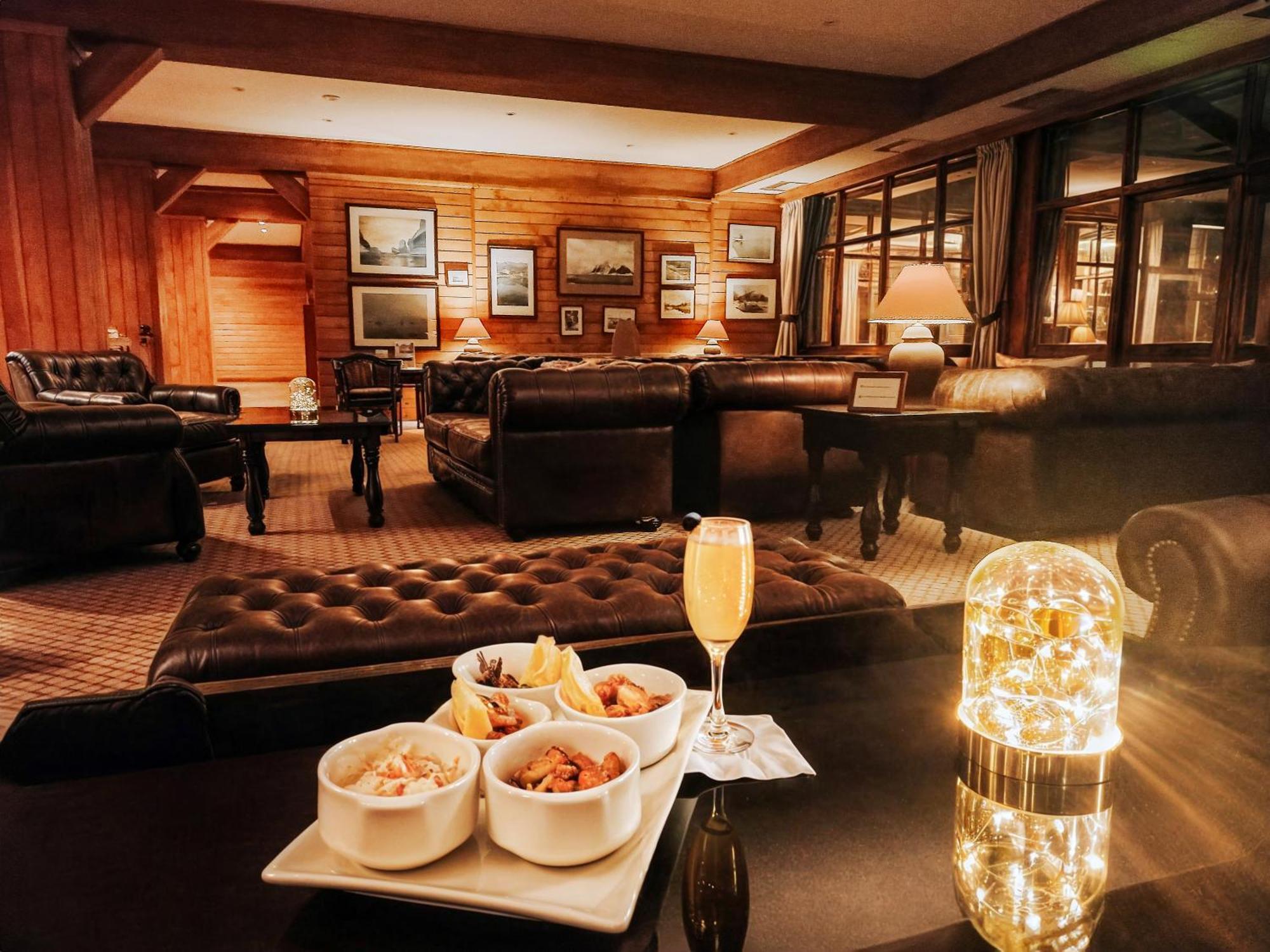 Wyndham Garden Ushuaia Hotel Del Glaciar Ngoại thất bức ảnh