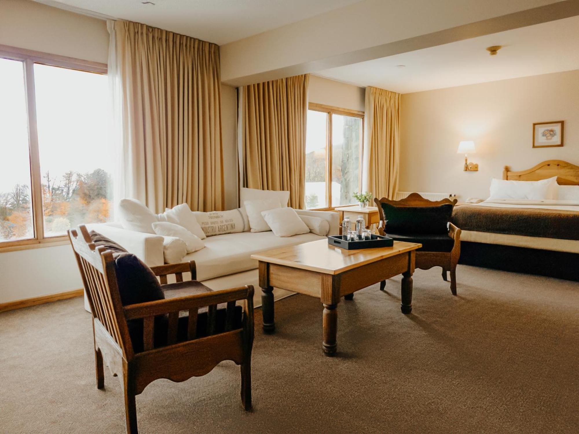 Wyndham Garden Ushuaia Hotel Del Glaciar Ngoại thất bức ảnh